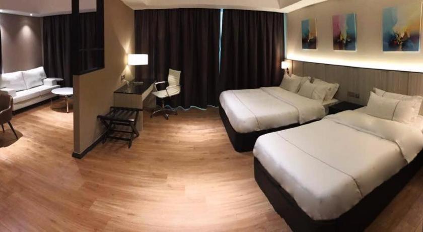 Higher Hotel Bandar Seri Begawan Exterior foto